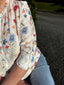 Daisy blouse